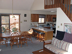 Poconos PA Vacation Home For Rent - Kitchen