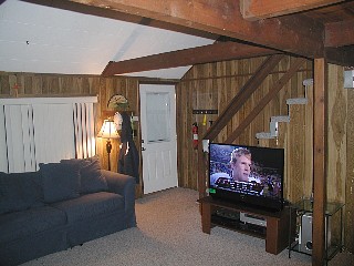 Poconos PA Vacation Home For Rent - HDTV for your entertainment enjoyment